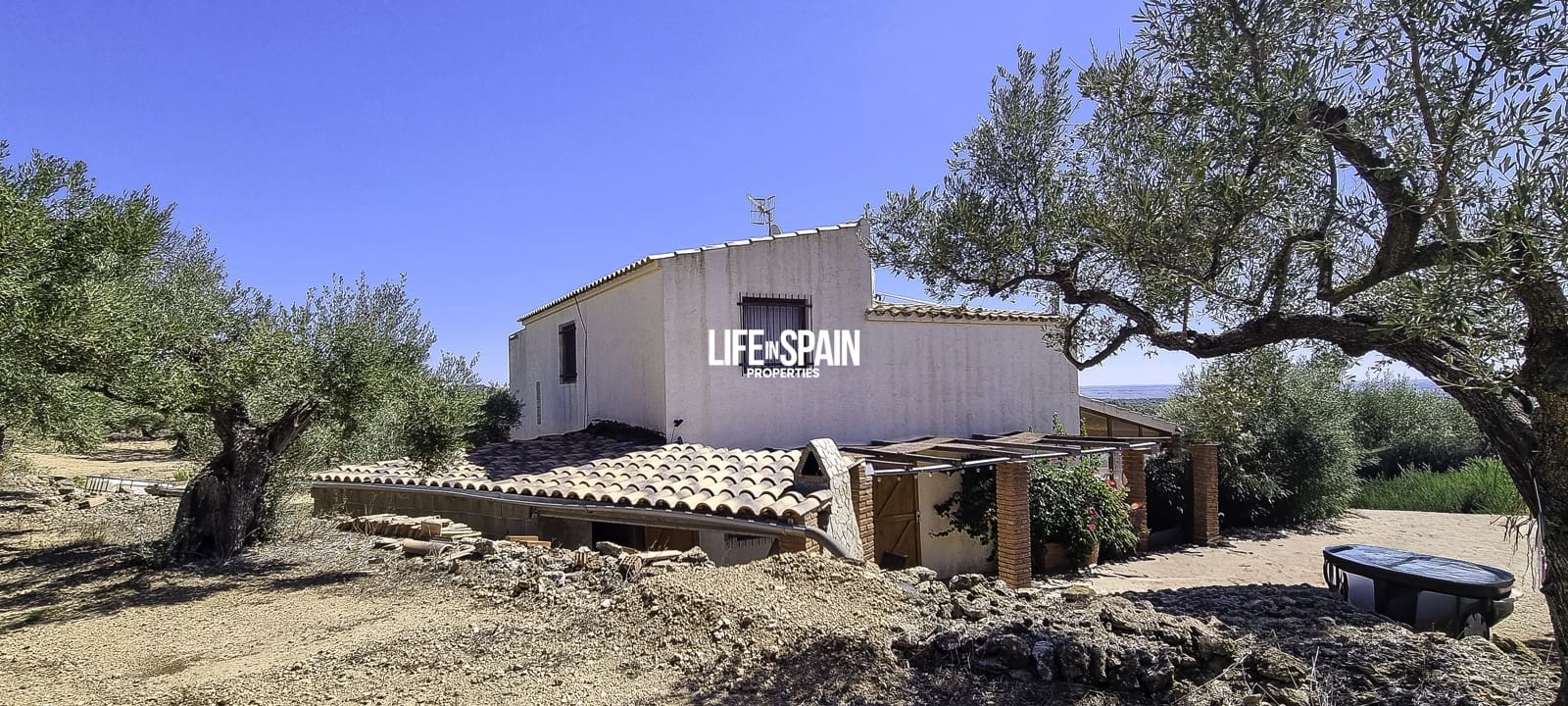 4 sypialnia Finka/Dom wiejski na sprzedaż w Tortosa z basenem - 275 000 € (Ref: 9200089)