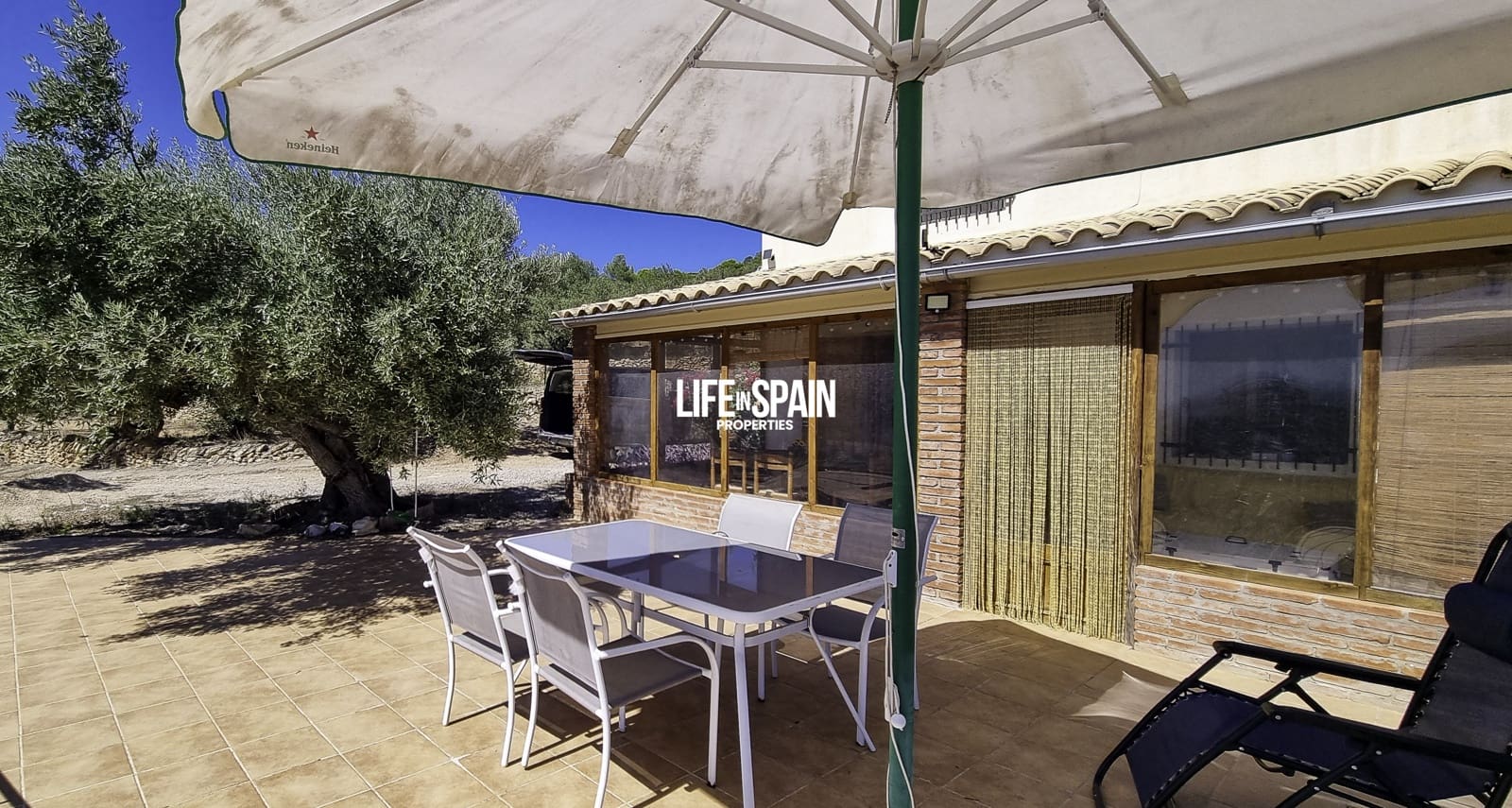 4 sypialnia Finka/Dom wiejski na sprzedaż w Tortosa z basenem - 275 000 € (Ref: 9200089)