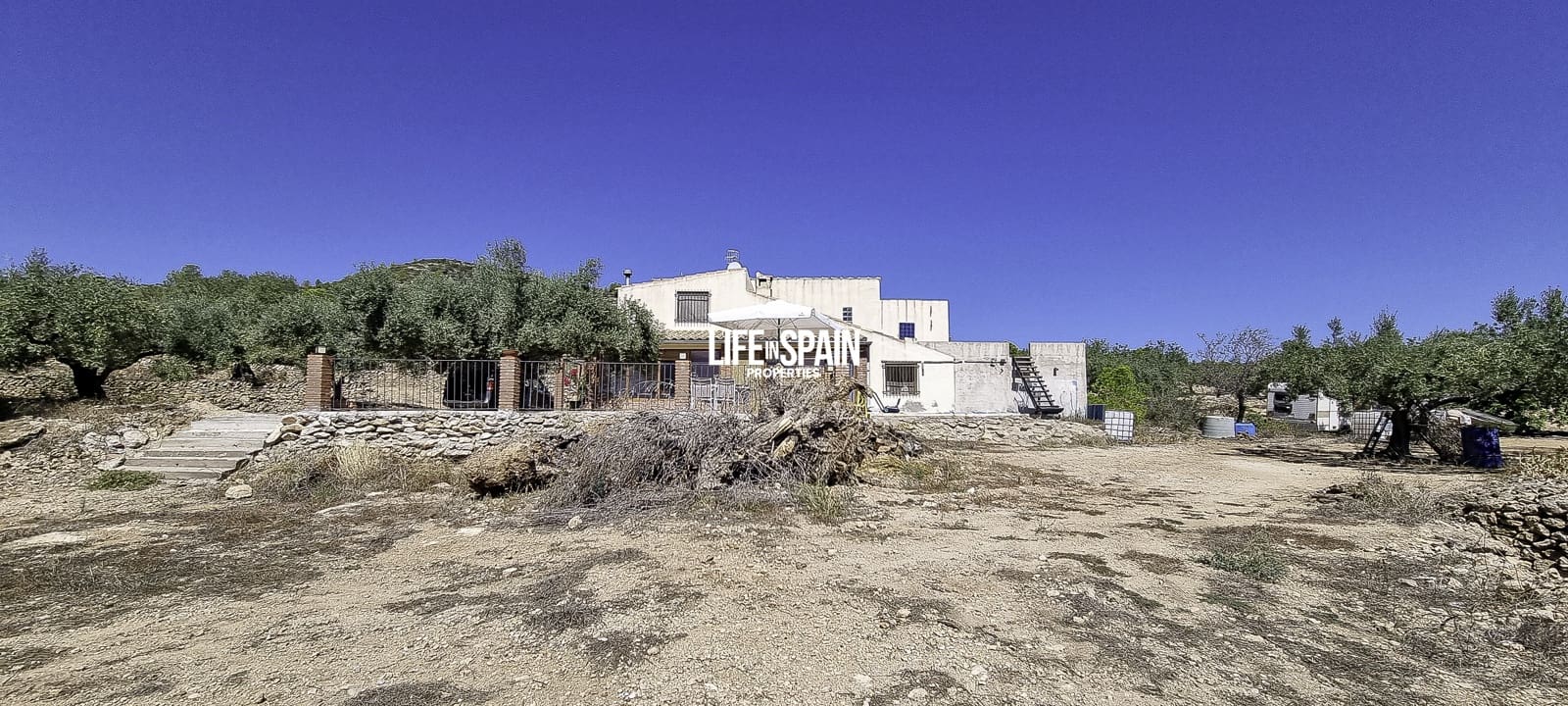 4 sypialnia Finka/Dom wiejski na sprzedaż w Tortosa z basenem - 275 000 € (Ref: 9200089)