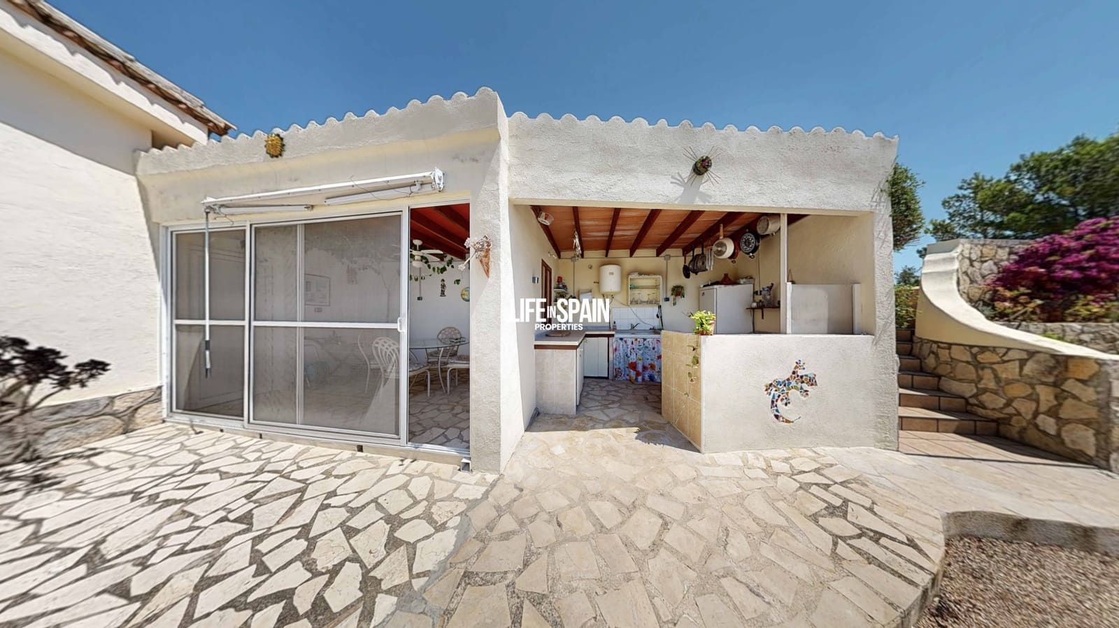 3 soverom Villa til salgs i L'Ampolla med svømmebasseng garasje - € 465 000 (Ref: 9301944)