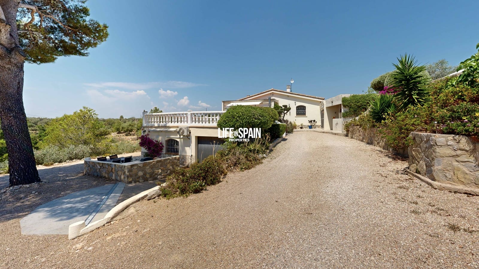 3 soverom Villa til salgs i L'Ampolla med svømmebasseng garasje - € 465 000 (Ref: 9301944)