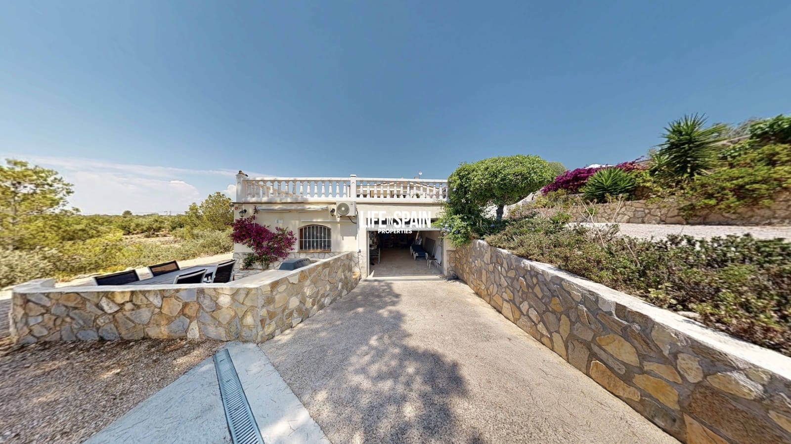 3 soverom Villa til salgs i L'Ampolla med svømmebasseng garasje - € 465 000 (Ref: 9301944)