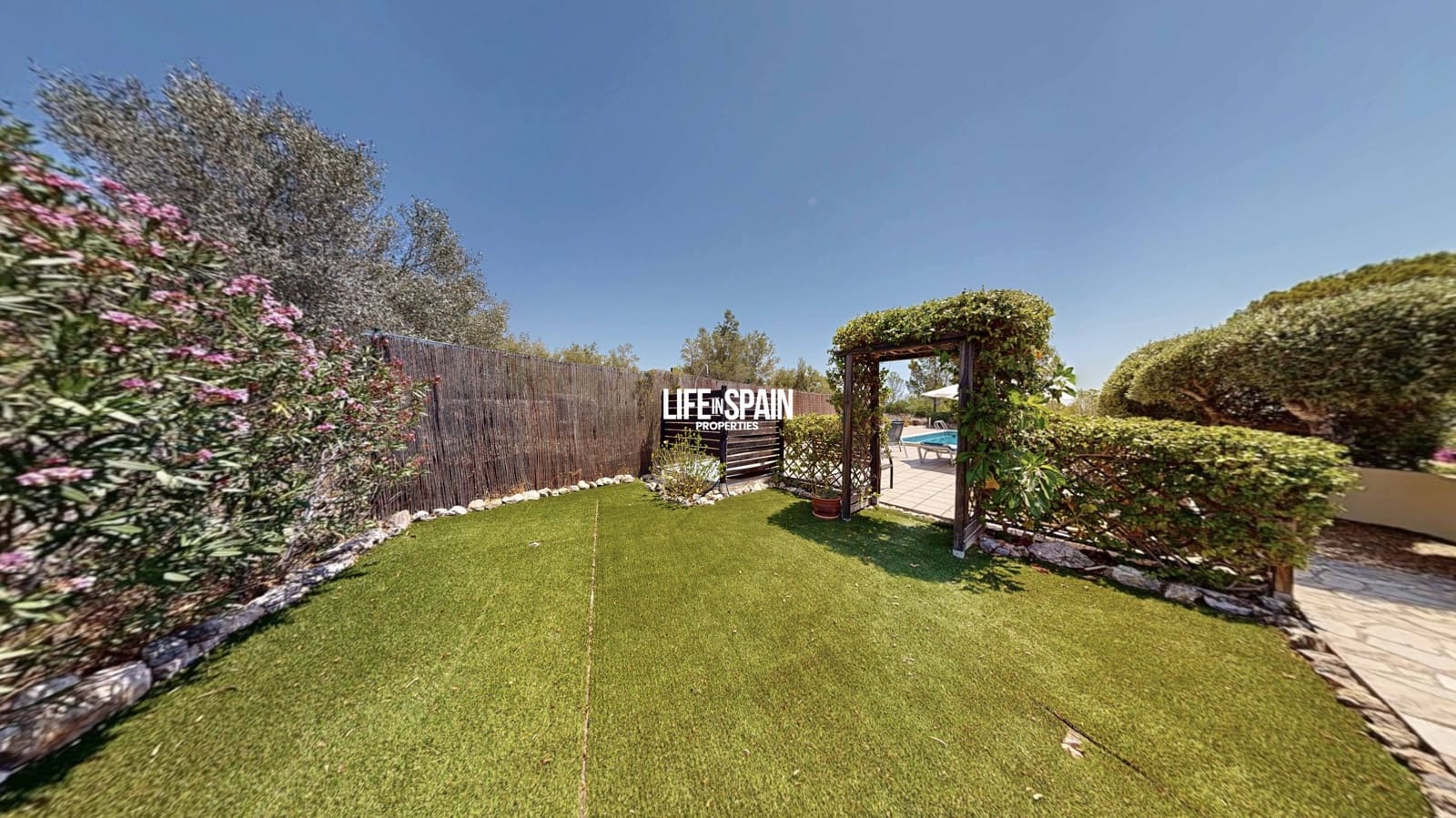 3 soverom Villa til salgs i L'Ampolla med svømmebasseng garasje - € 465 000 (Ref: 9301944)