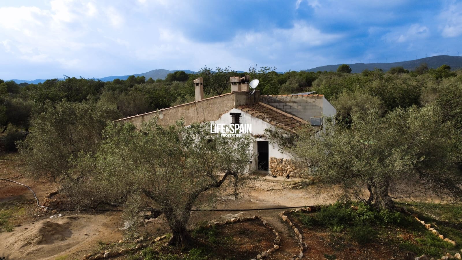 3 bedroom Finca/Country House for sale in L'Aldea - € 199,000 (Ref: 9319993)
