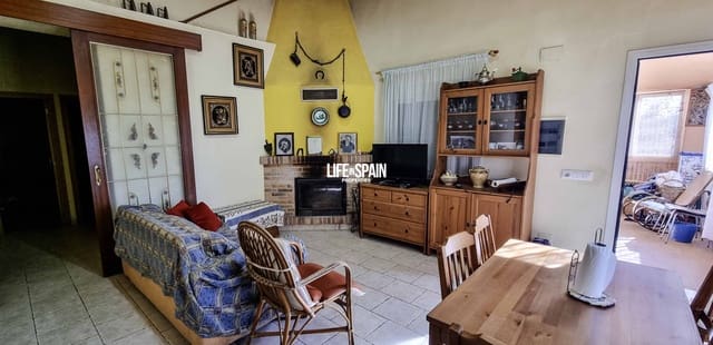 4 bedroom Finca/Country House for sale in L'Ampolla - € 250,000 (Ref: 9357875)