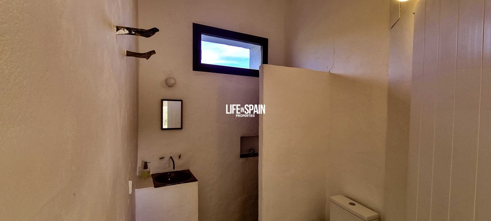 2 sovrum Finca/Hus på landet till salu i L'Ametlla de Mar med pool - 350 000 € (Ref: 9381992)