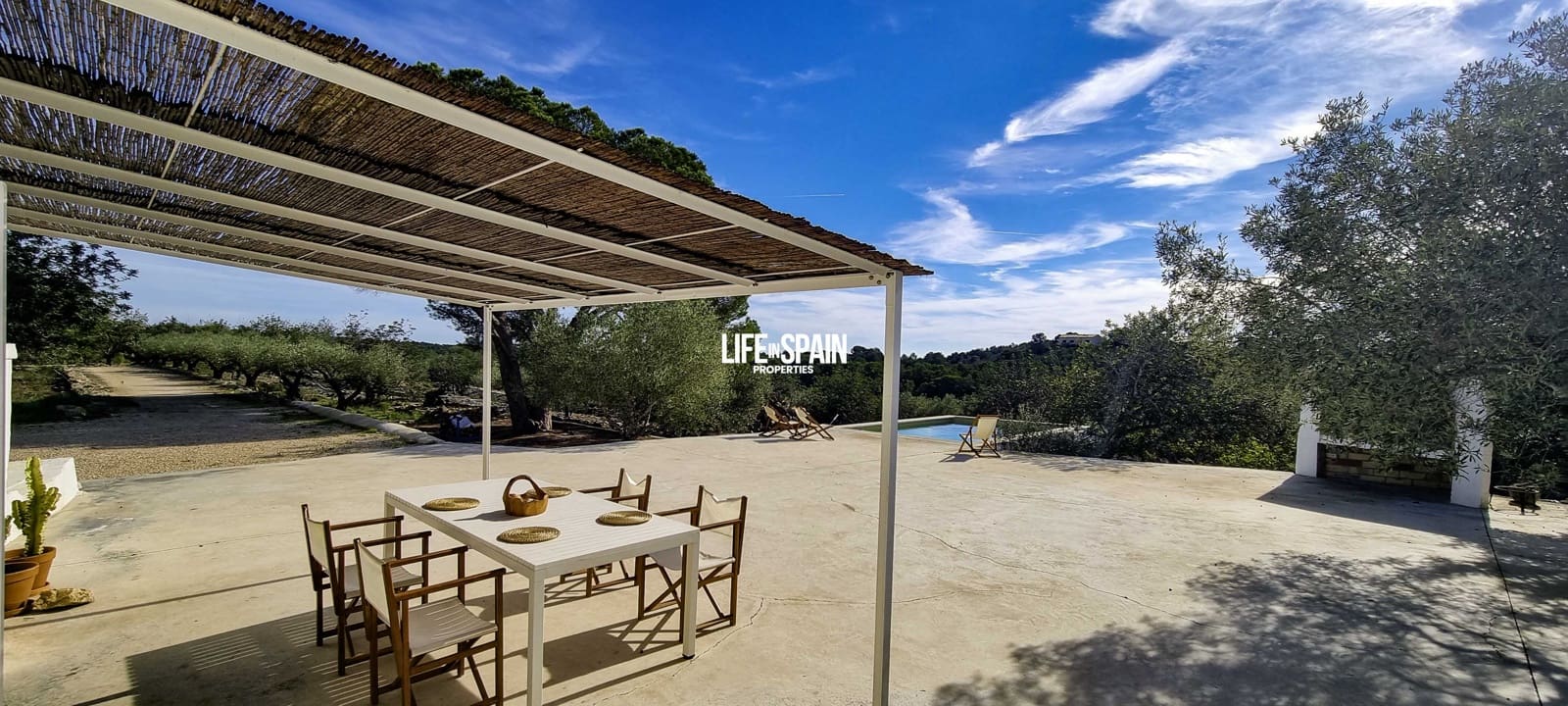 2 sovrum Finca/Hus på landet till salu i L'Ametlla de Mar med pool - 350 000 € (Ref: 9381992)