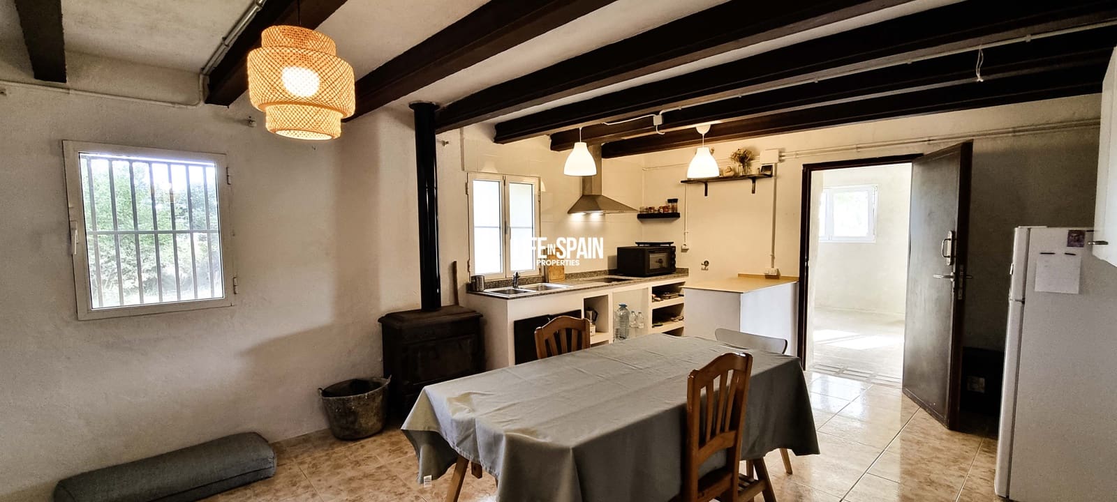 2 bedroom Finca/Country House for sale in Amposta with garage - € 165,000 (Ref: 9402755)