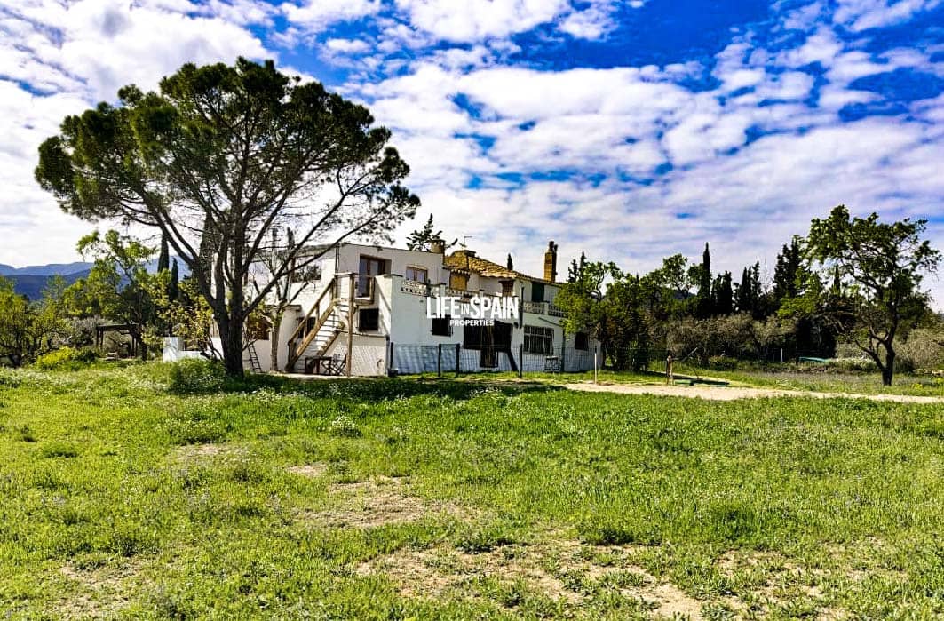 11 soverom Finca/Herregård til salgs i Rasquera med svømmebasseng garasje - € 750 000 (Ref: 9566811)