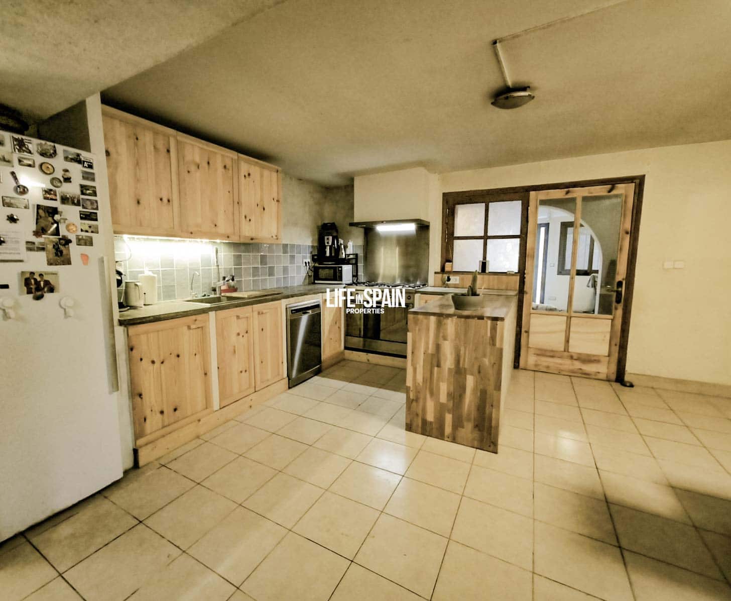 11 soverom Finca/Herregård til salgs i Rasquera med svømmebasseng garasje - € 750 000 (Ref: 9566811)