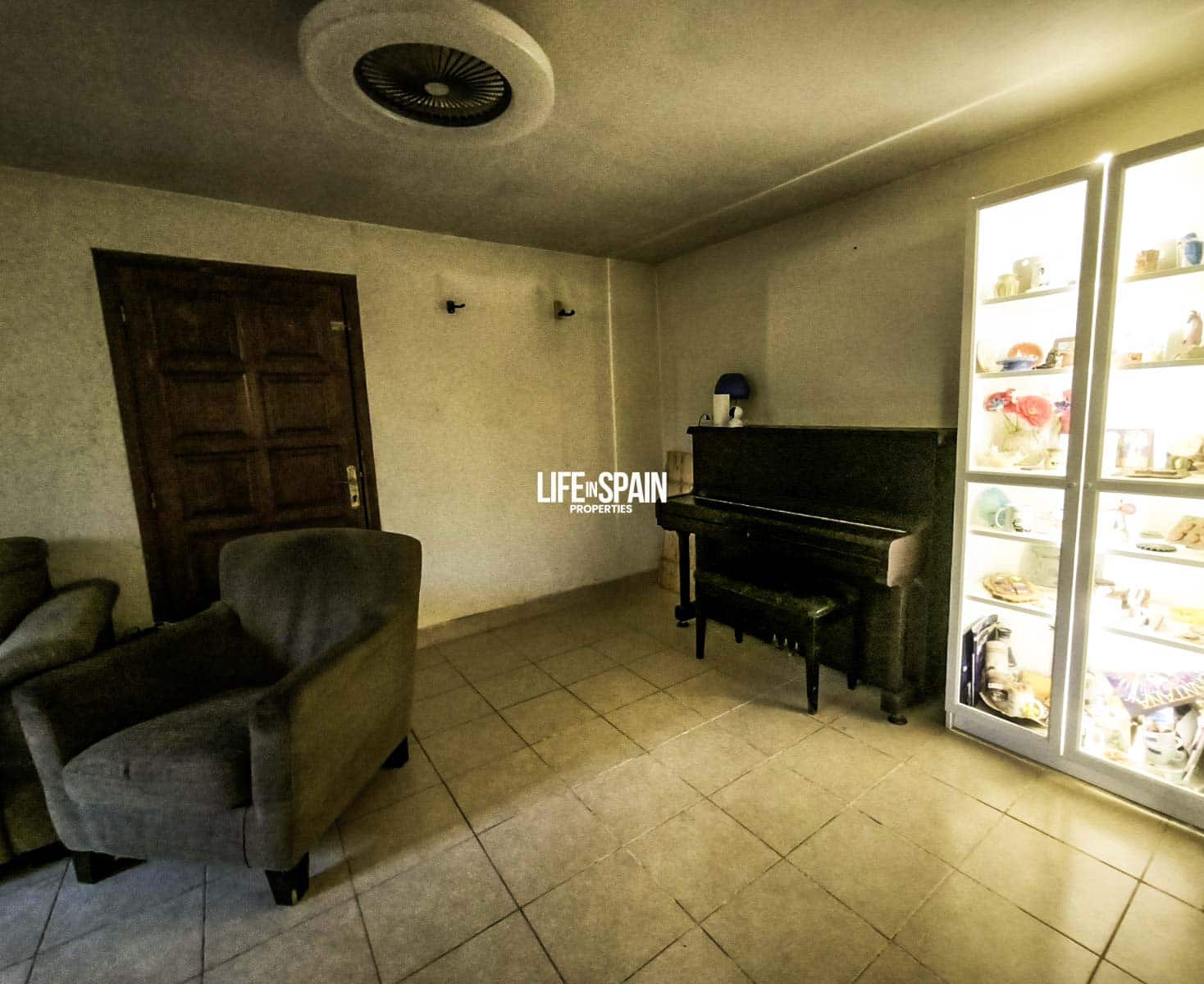 11 soverom Finca/Herregård til salgs i Rasquera med svømmebasseng garasje - € 750 000 (Ref: 9566811)