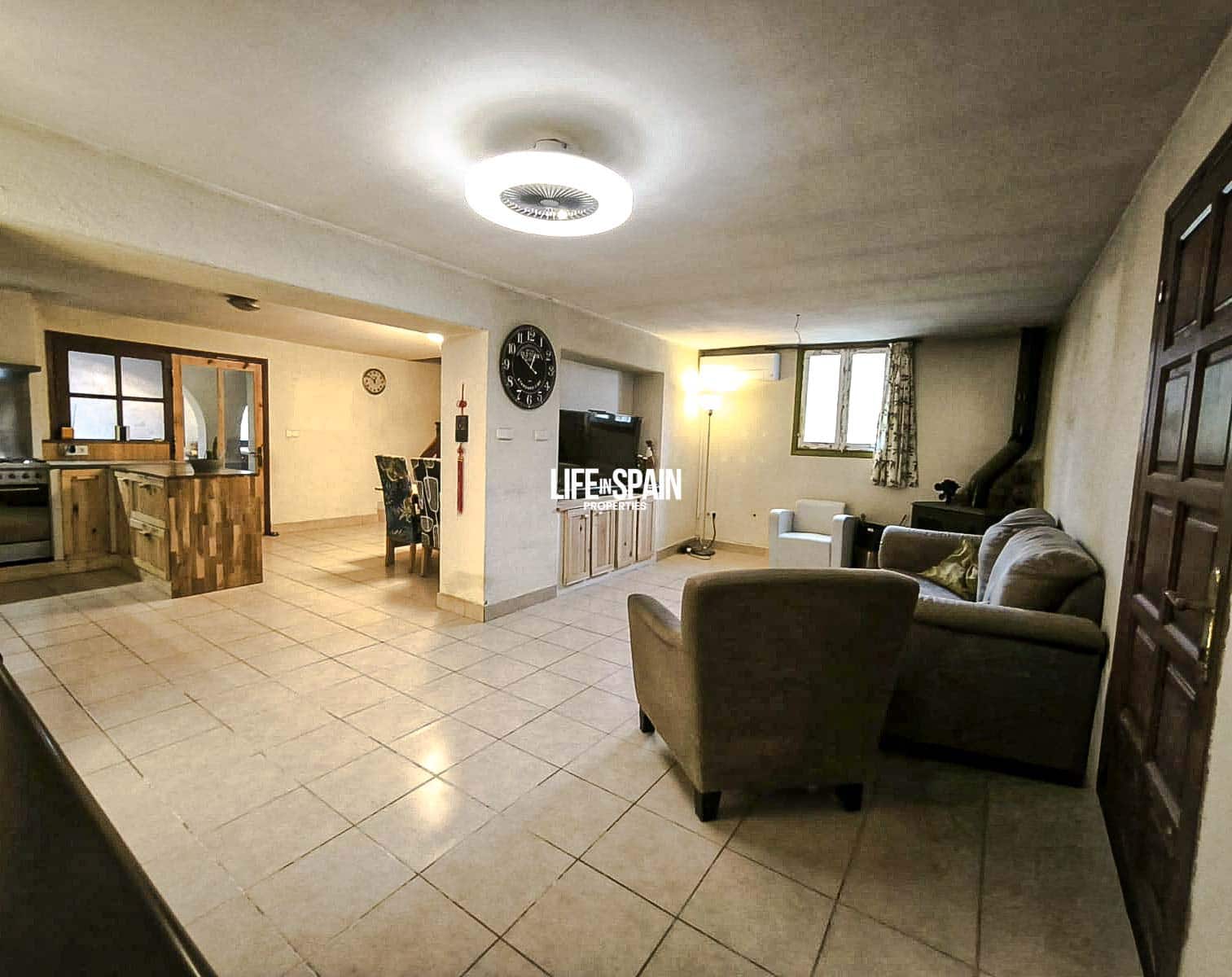 11 soverom Finca/Herregård til salgs i Rasquera med svømmebasseng garasje - € 750 000 (Ref: 9566811)