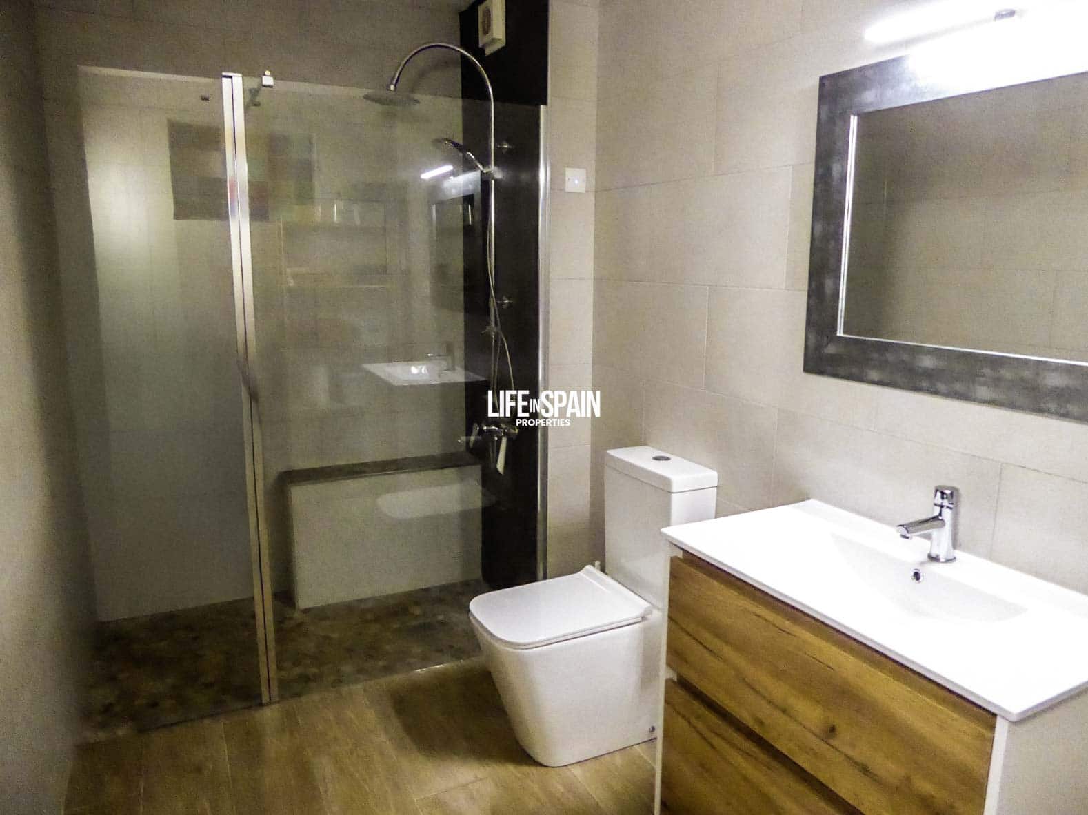 11 soverom Finca/Herregård til salgs i Rasquera med svømmebasseng garasje - € 750 000 (Ref: 9566811)