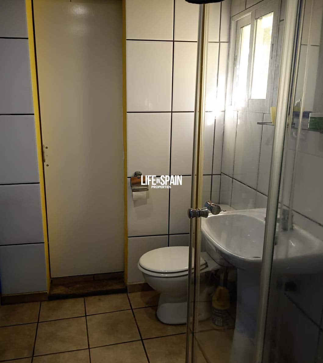 5 sypialnia Finka/Dom wiejski na sprzedaż w Ulldecona z basenem - 275 000 € (Ref: 9593289)