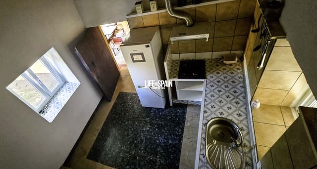 5 sypialnia Finka/Dom wiejski na sprzedaż w Ulldecona z basenem - 275 000 € (Ref: 9593289)