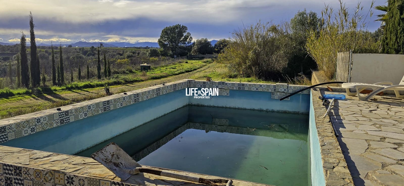 5 sypialnia Finka/Dom wiejski na sprzedaż w Ulldecona z basenem - 275 000 € (Ref: 9593289)