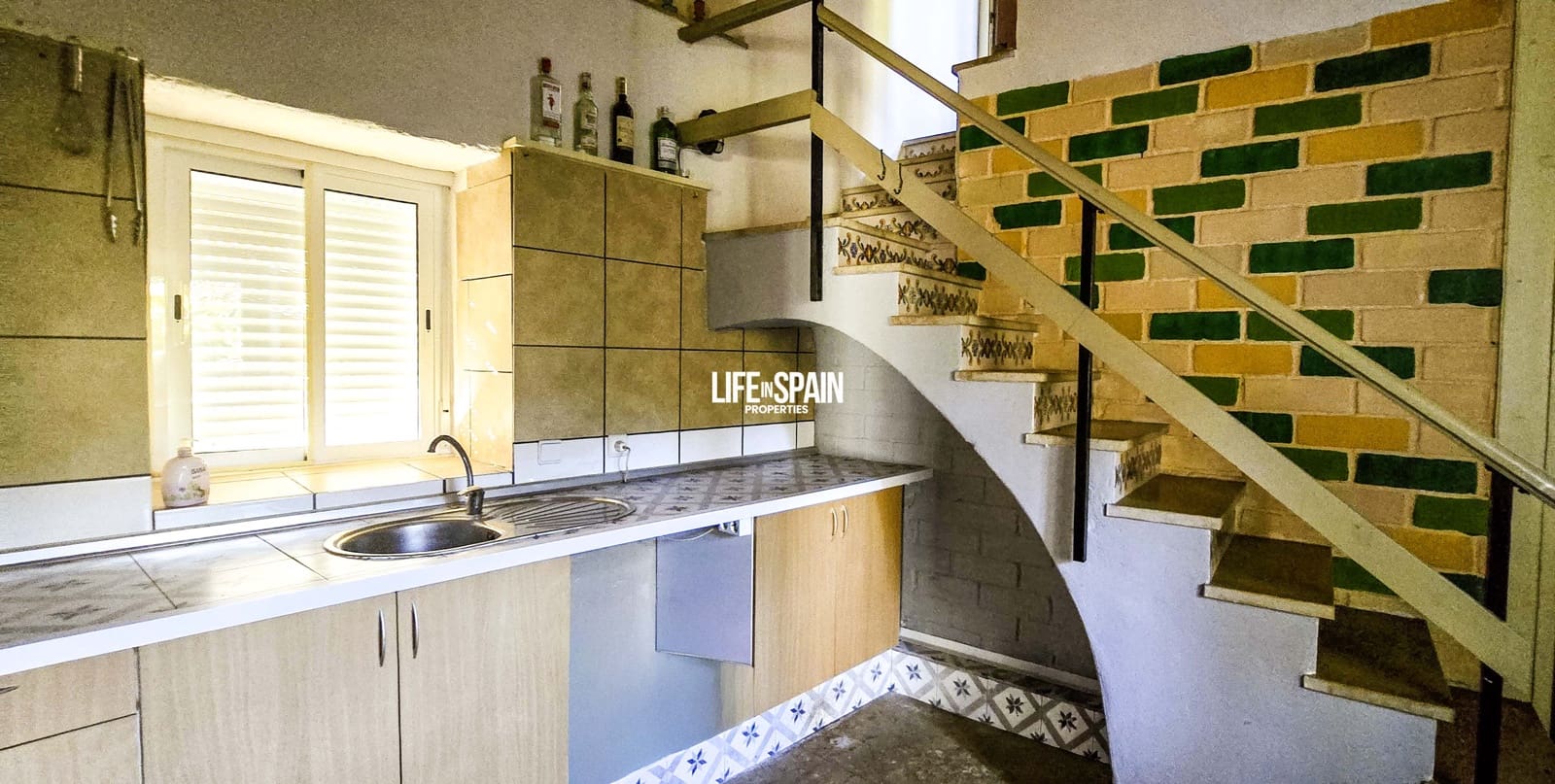 5 sypialnia Finka/Dom wiejski na sprzedaż w Ulldecona z basenem - 275 000 € (Ref: 9593289)