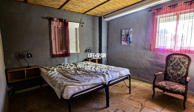 5 sypialnia Finka/Dom wiejski na sprzedaż w Ulldecona z basenem - 275 000 € (Ref: 9593289)