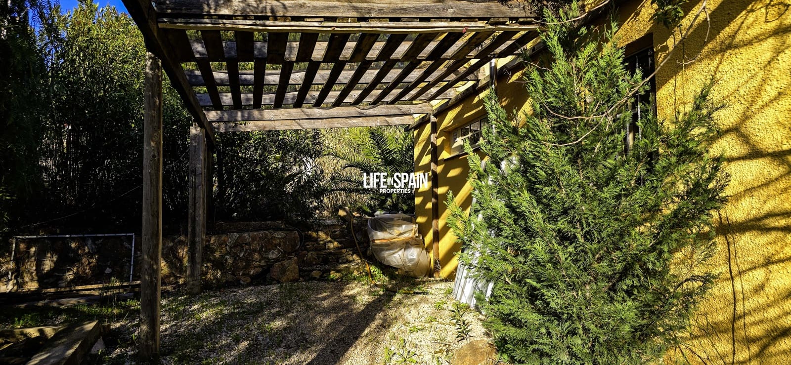 5 sypialnia Finka/Dom wiejski na sprzedaż w Ulldecona z basenem - 275 000 € (Ref: 9593289)