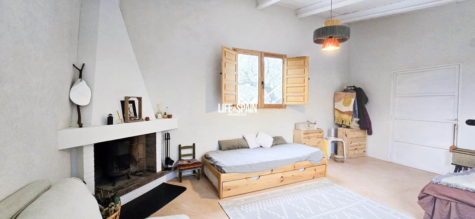 1 makuuhuone Maalaistalo myytävänä paikassa Tivenys - 110 000 € (Ref: 9639806)