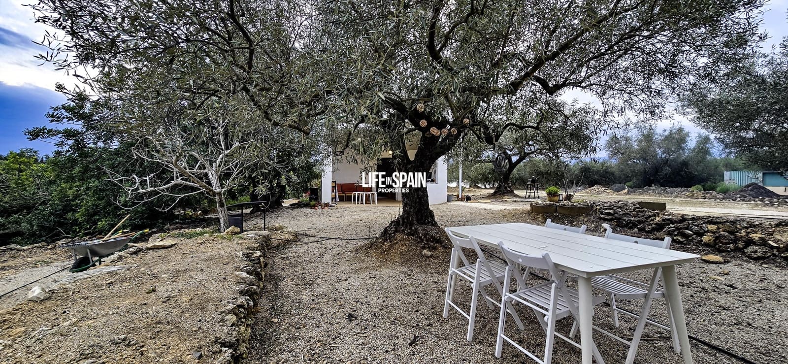 1 makuuhuone Maalaistalo myytävänä paikassa Tivenys - 110 000 € (Ref: 9639806)