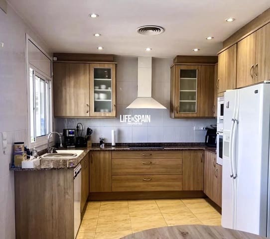 4 soverom Villa til salgs i El Perelló med svømmebasseng garasje - € 450 000 (Ref: 9654442)