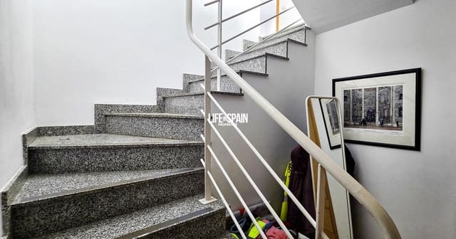 4 Zimmer Villa zu verkaufen in El Perelló mit Pool Garage - 450.000 € (Ref: 9654442)