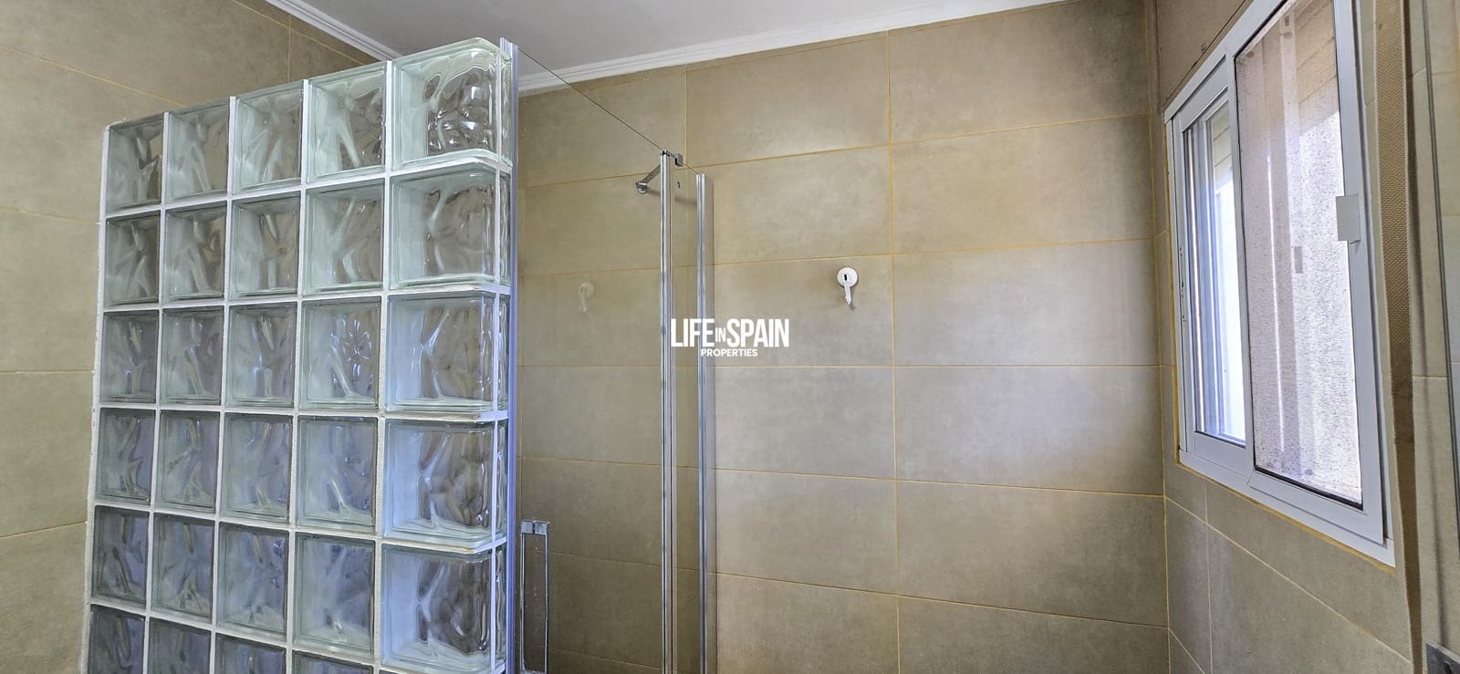 2 bedroom Finca/Country House for sale in Roquetes with pool garage - € 350,000 (Ref: 9685674)