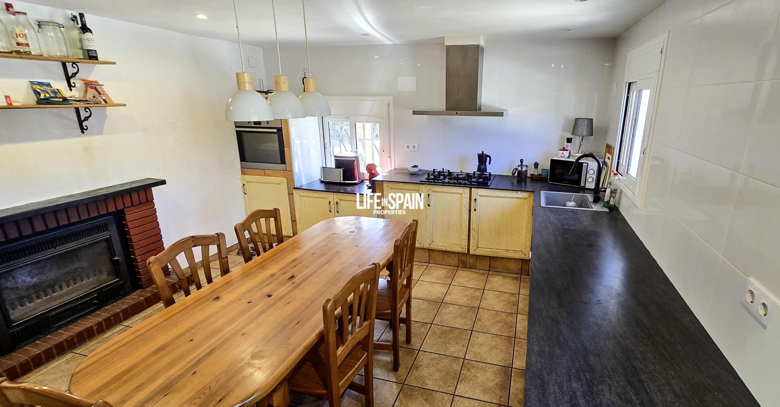 2 bedroom Finca/Country House for sale in Roquetes with pool garage - € 350,000 (Ref: 9685674)