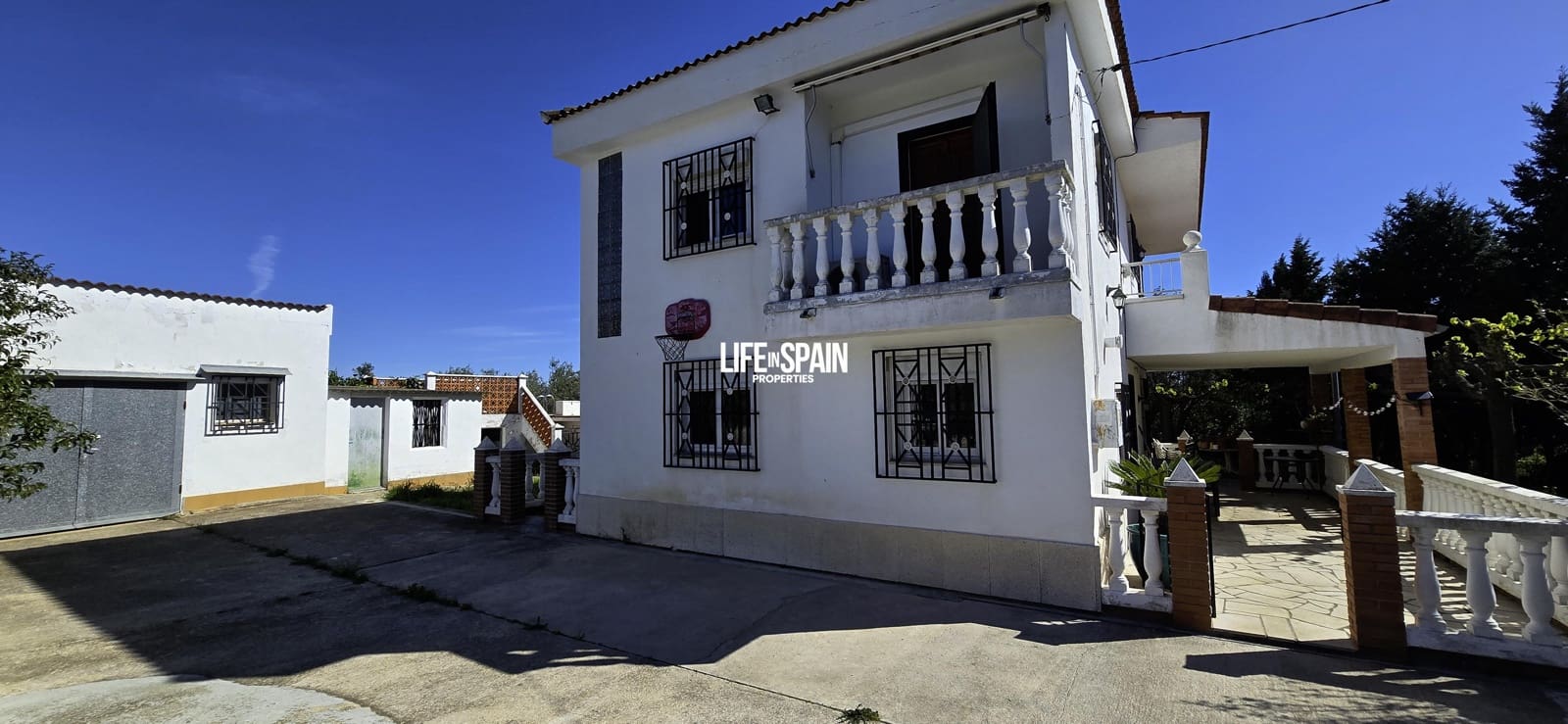 2 bedroom Finca/Country House for sale in Roquetes with pool garage - € 350,000 (Ref: 9685674)