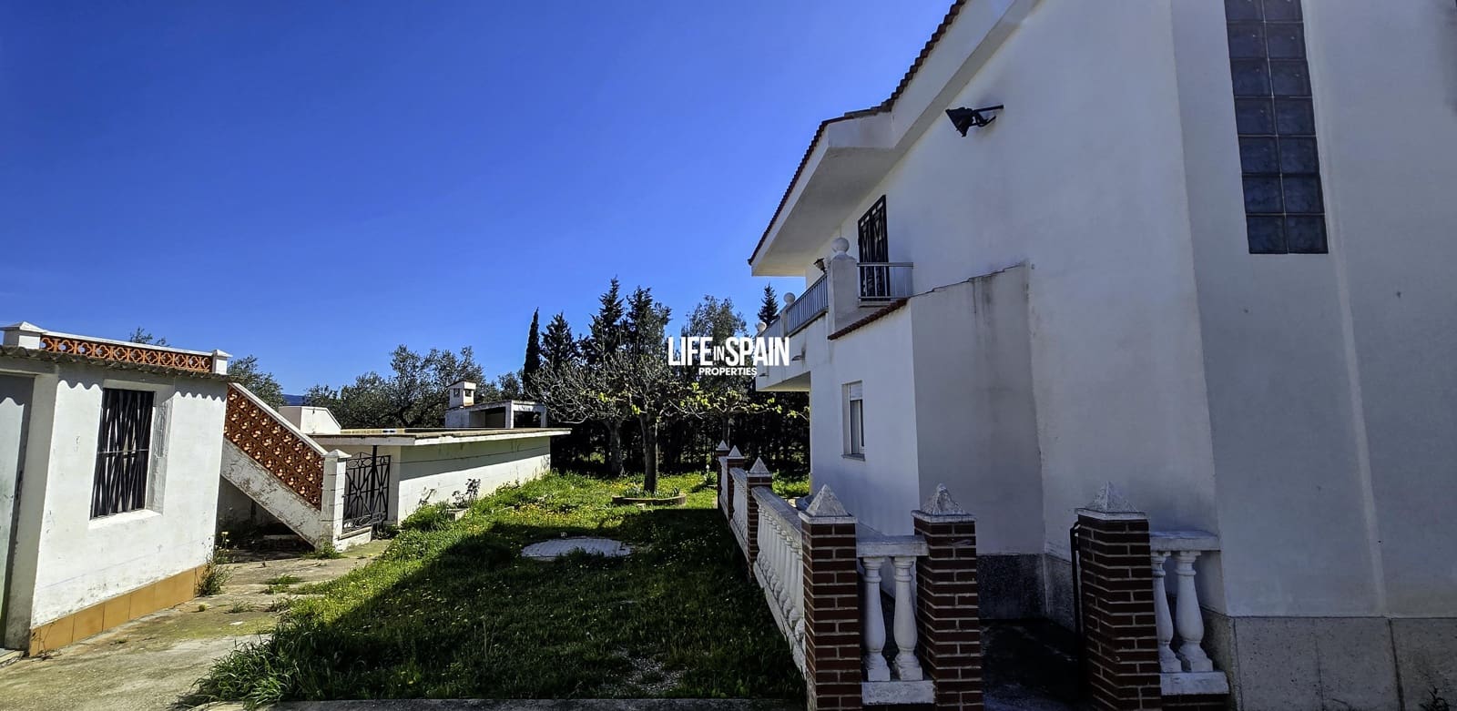 2 bedroom Finca/Country House for sale in Roquetes with pool garage - € 350,000 (Ref: 9685674)