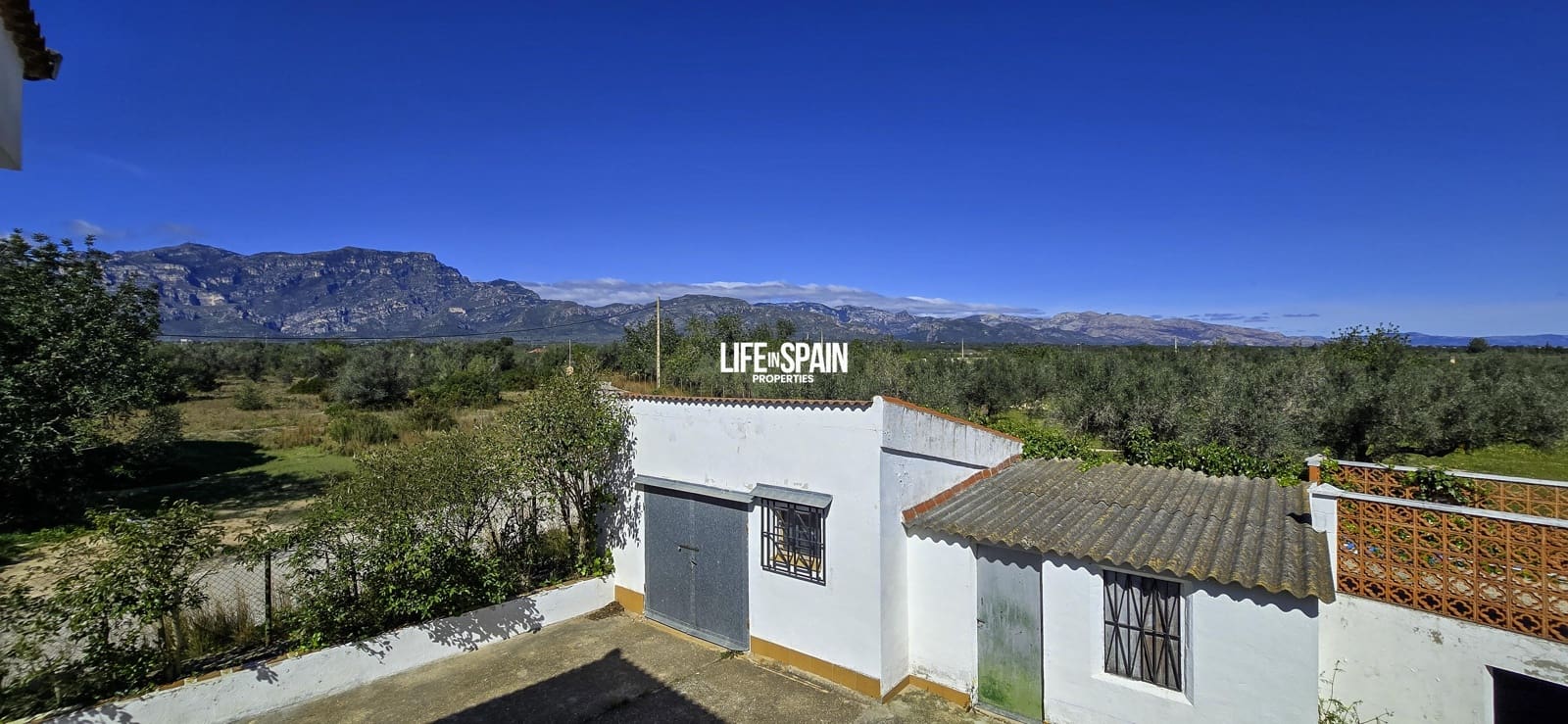 2 bedroom Finca/Country House for sale in Roquetes with pool garage - € 350,000 (Ref: 9685674)