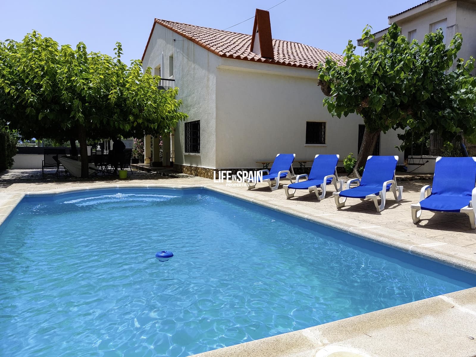 5 Zimmer Villa zu verkaufen in L'Ampolla mit Pool - 378.000 € (Ref: 9703259)