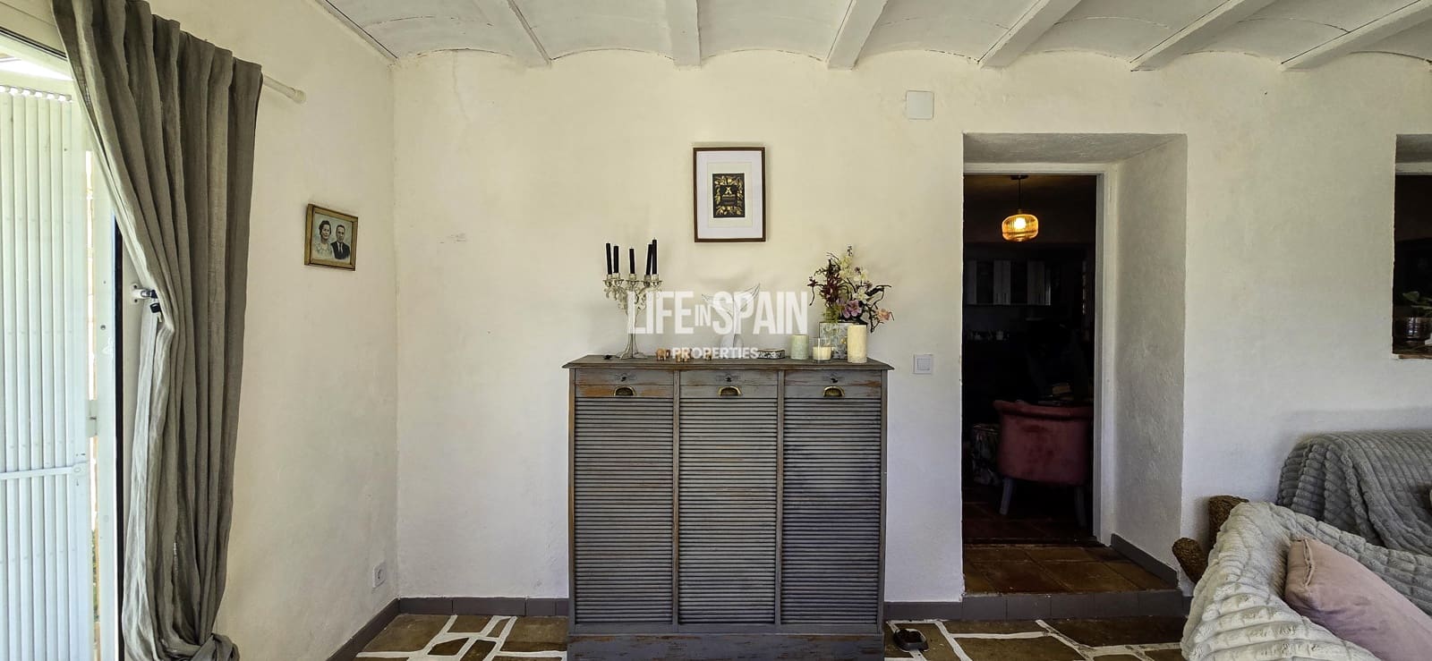 6 bedroom Finca/Country House for sale in L'Ampolla - € 390,000 (Ref: 9751489)