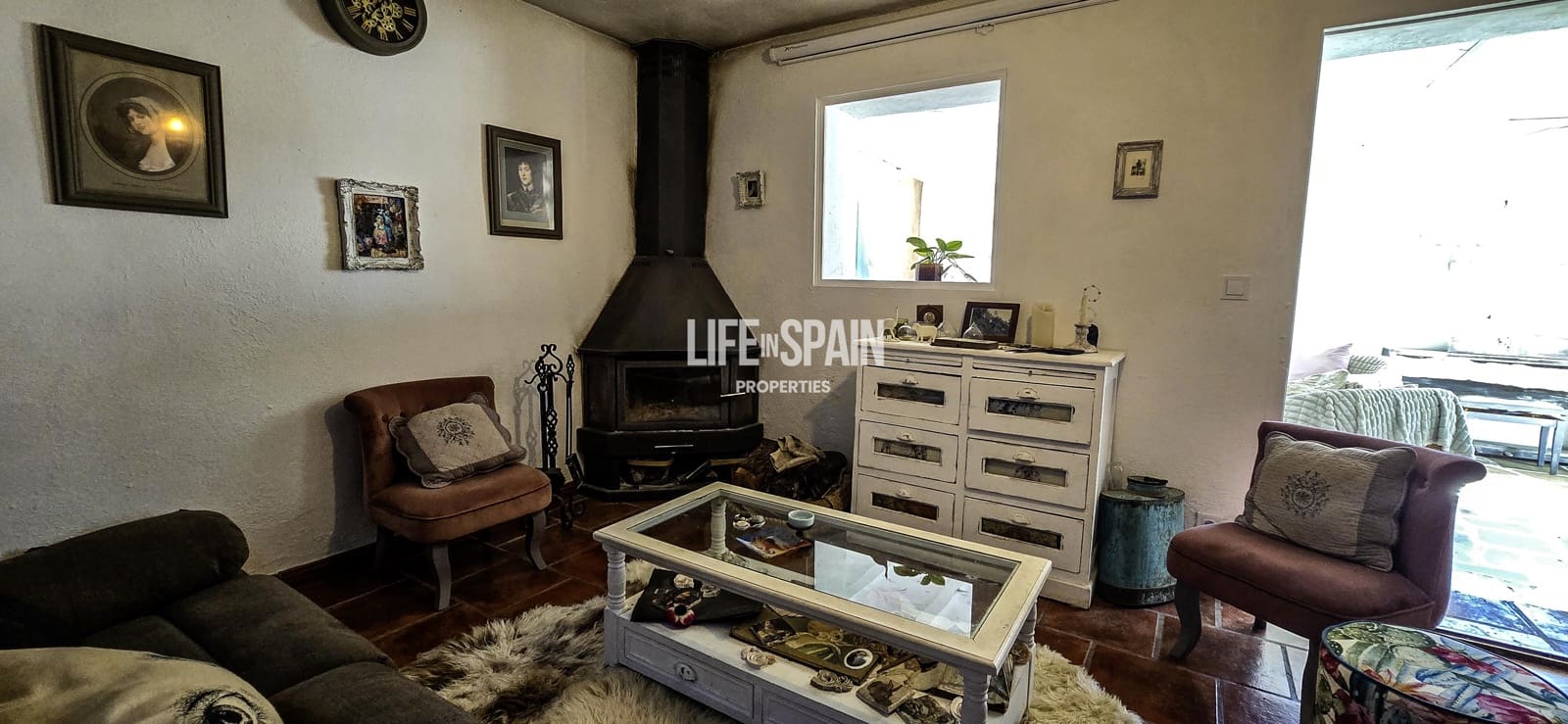 6 bedroom Finca/Country House for sale in L'Ampolla - € 390,000 (Ref: 9751489)