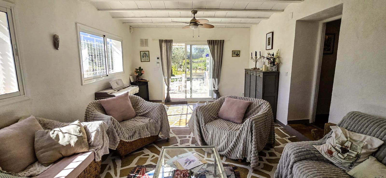 6 bedroom Finca/Country House for sale in L'Ampolla - € 390,000 (Ref: 9751489)