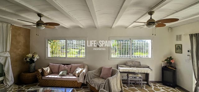 6 slaapkamer Finca/Landhuis te koop in L'Ampolla - € 390.000 (Ref: 9751489)