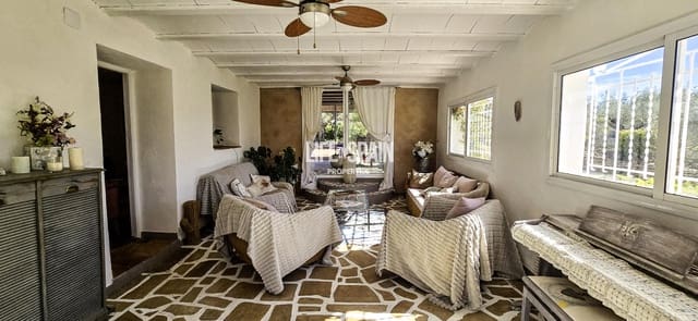 6 slaapkamer Finca/Landhuis te koop in L'Ampolla - € 390.000 (Ref: 9751489)