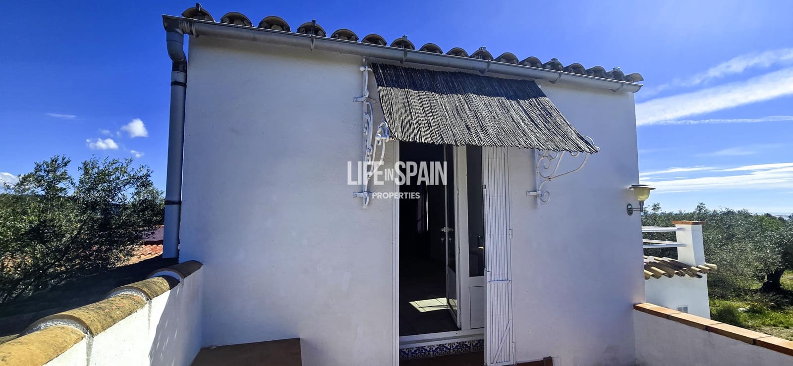 6 bedroom Finca/Country House for sale in L'Ampolla - € 390,000 (Ref: 9751489)