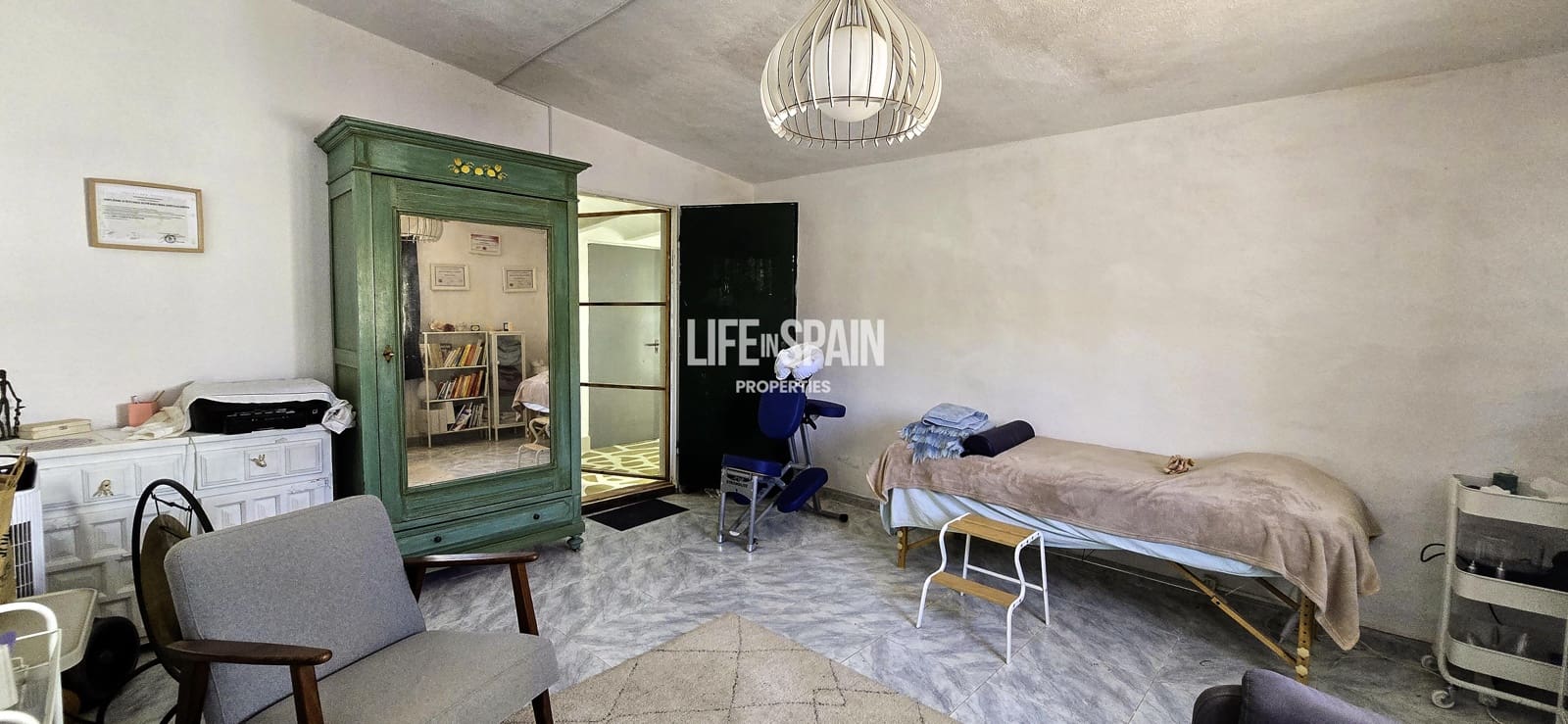 6 bedroom Finca/Country House for sale in L'Ampolla - € 390,000 (Ref: 9751489)