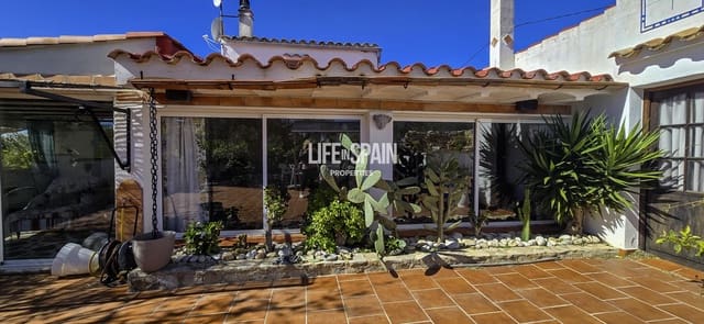 6 slaapkamer Finca/Landhuis te koop in L'Ampolla - € 390.000 (Ref: 9751489)