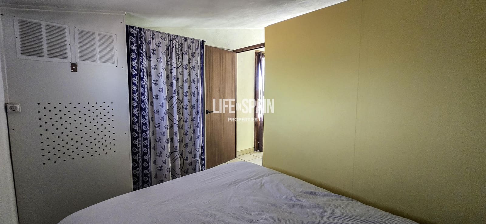 6 bedroom Finca/Country House for sale in L'Ampolla - € 390,000 (Ref: 9751489)