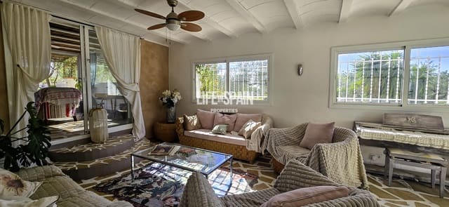 6 slaapkamer Finca/Landhuis te koop in L'Ampolla - € 390.000 (Ref: 9751489)