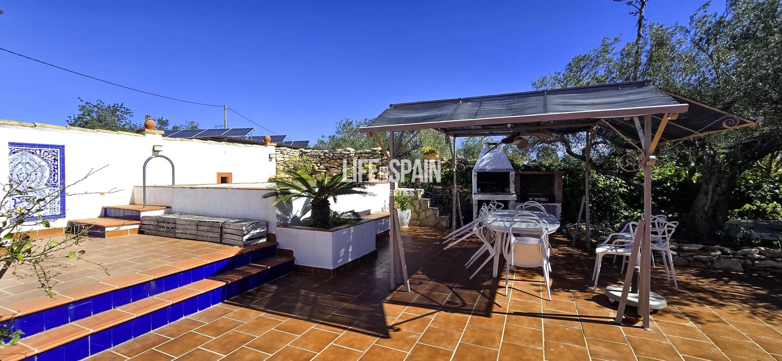 6 bedroom Finca/Country House for sale in L'Ampolla - € 390,000 (Ref: 9751489)