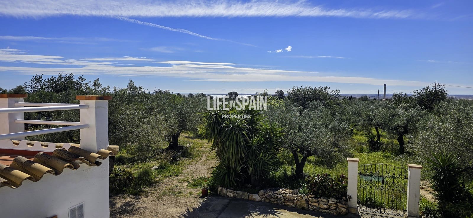 6 bedroom Finca/Country House for sale in L'Ampolla - € 390,000 (Ref: 9751489)