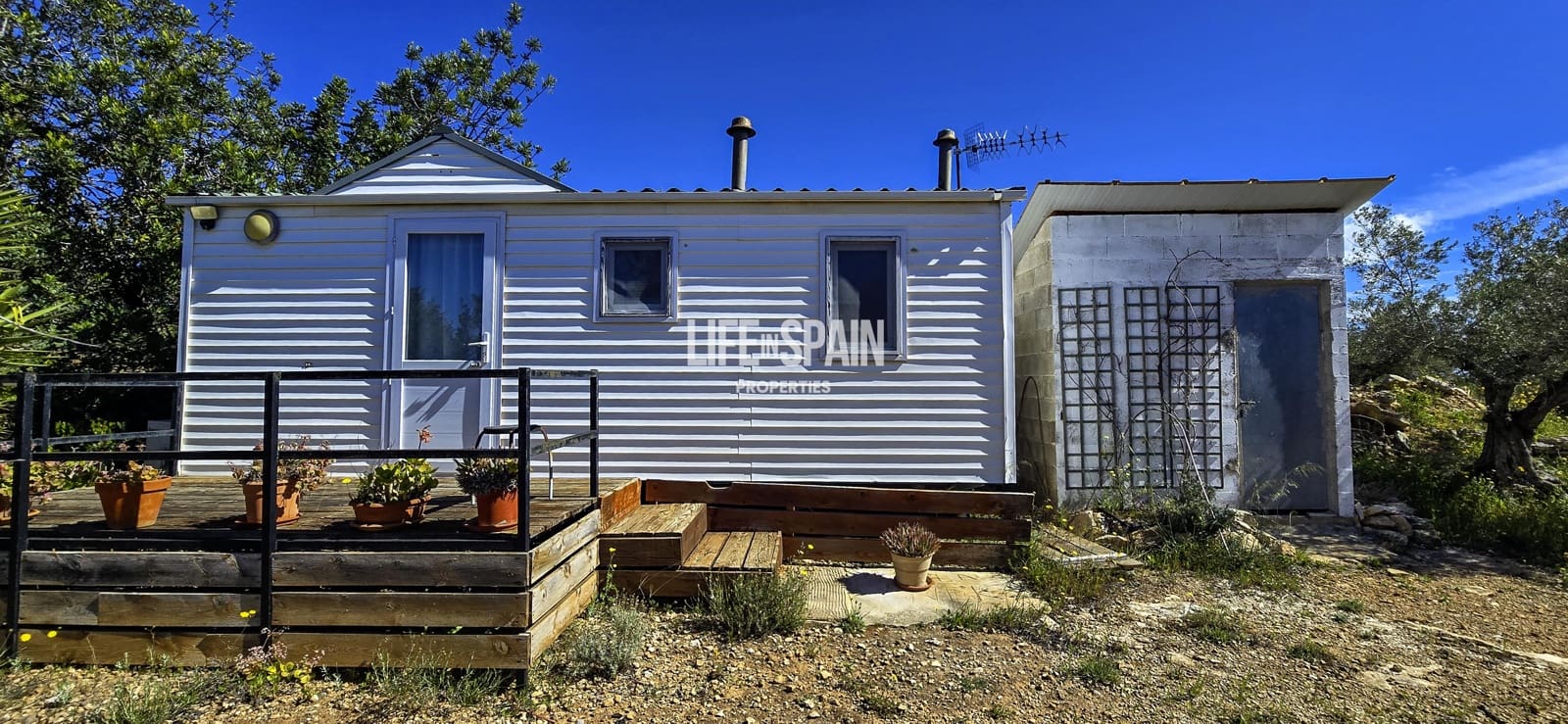 6 bedroom Finca/Country House for sale in L'Ampolla - € 390,000 (Ref: 9751489)