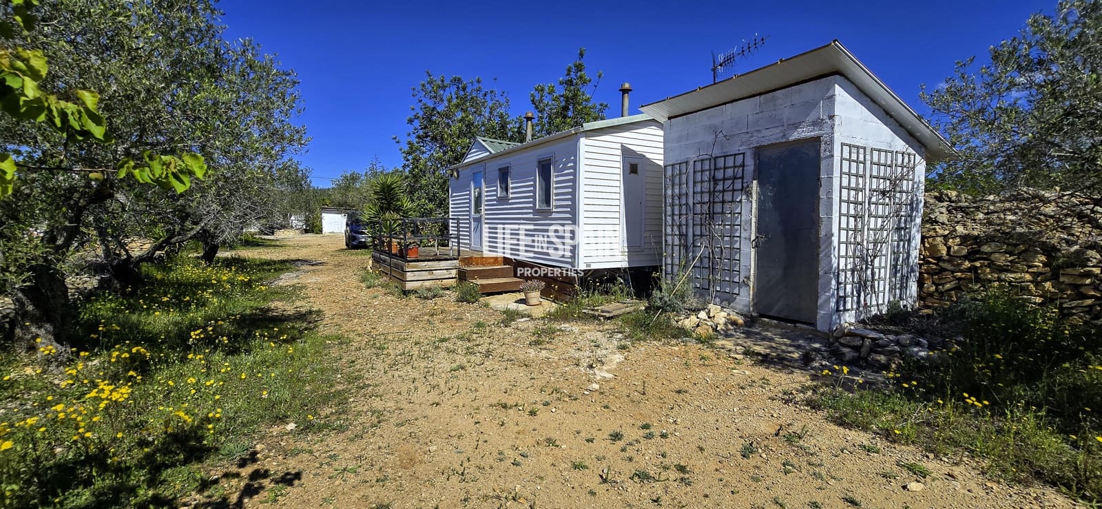 6 bedroom Finca/Country House for sale in L'Ampolla - € 390,000 (Ref: 9751489)