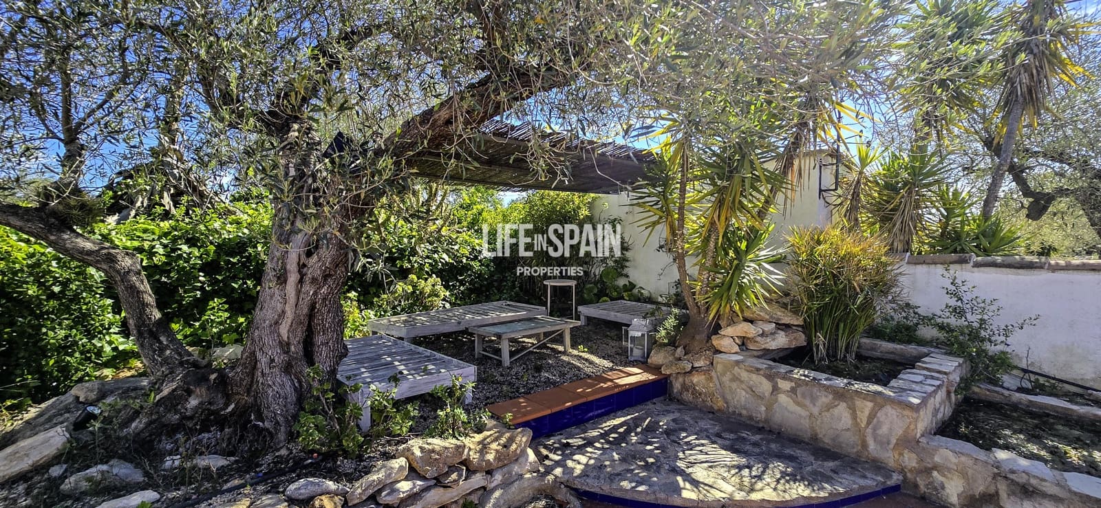 6 bedroom Finca/Country House for sale in L'Ampolla - € 390,000 (Ref: 9751489)