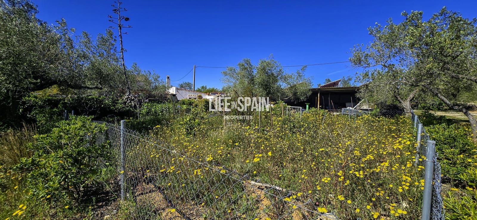 6 bedroom Finca/Country House for sale in L'Ampolla - € 390,000 (Ref: 9751489)