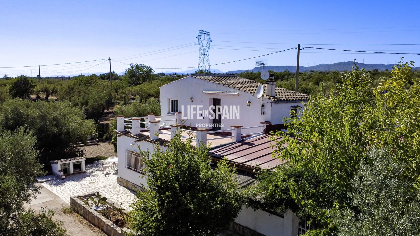 6 bedroom Finca/Country House for sale in L'Ampolla with pool garage - € 390,000 (Ref: 9751489)